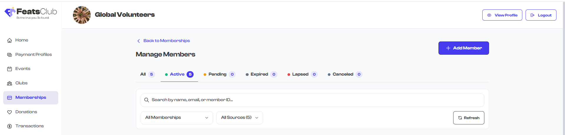 Status filter tabs with counts